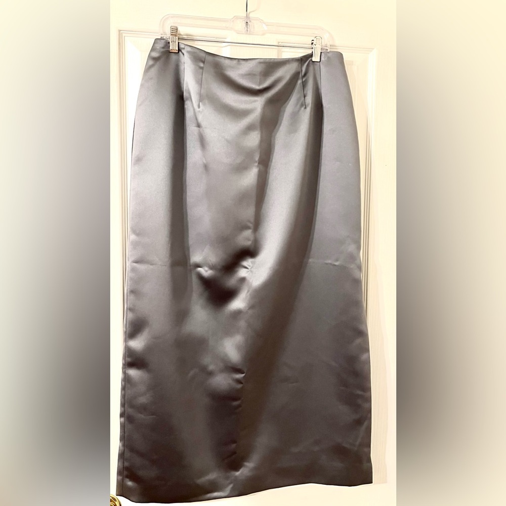 Silver Renlyn Skirt Size 16
